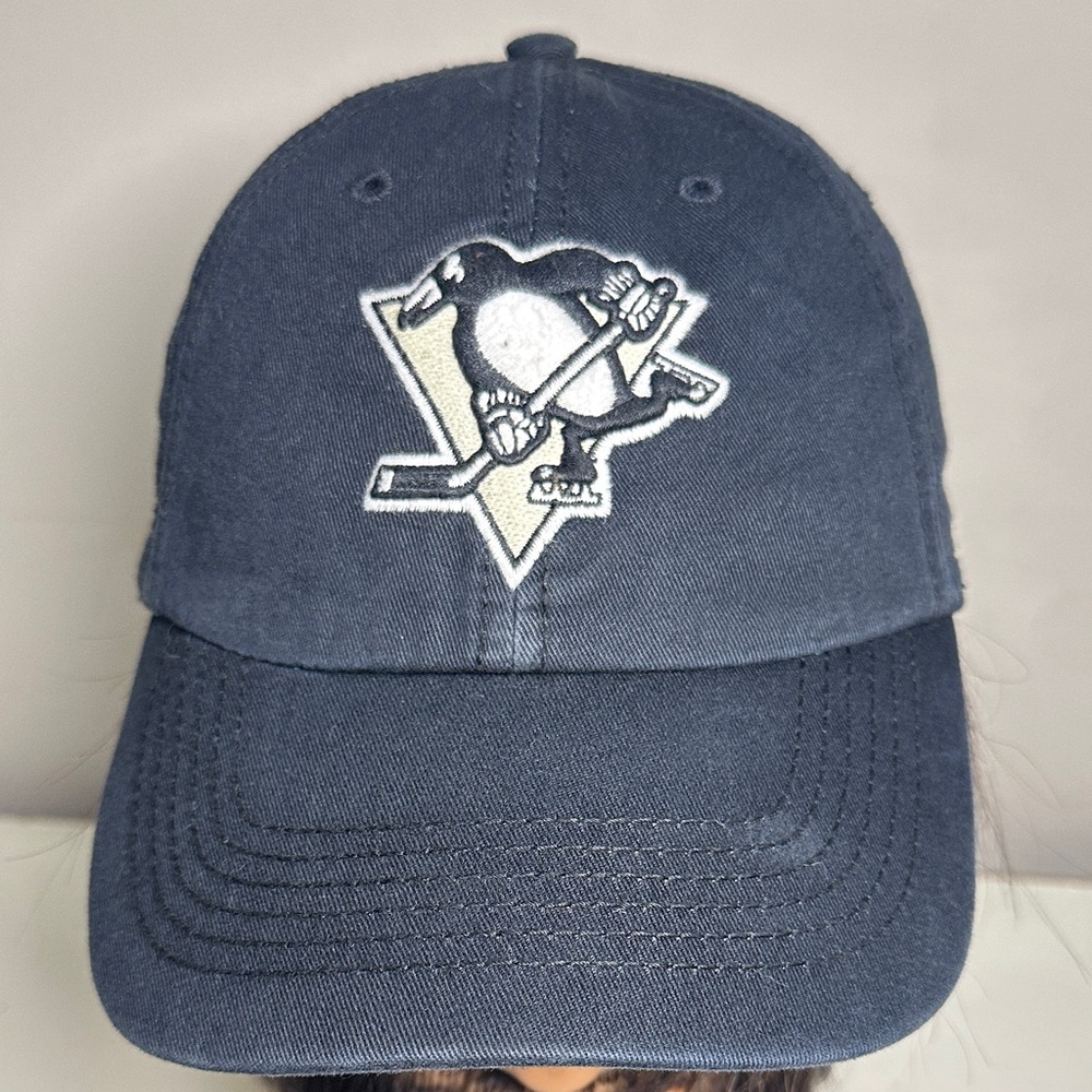 NHL Pittsburgh Penguins Navy Blue Hockey Logo Cap